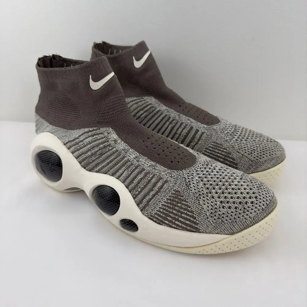Nike Flight‎ Bonafide khaki basketball shoes
